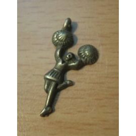Pom-pom lány, táncos fityegő, medál, antik bronz színű, 27x13 mm