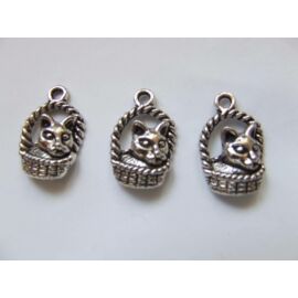 Cica, macska, kosár fityegő, medál, antik ezüst színű, 21x14 mm