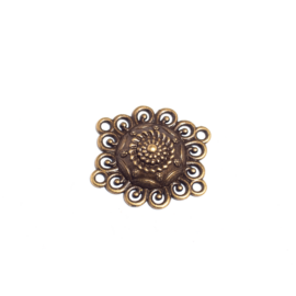 Virág mintás összekötő, karkötőalap, antik bronz színű, 28x29 mm