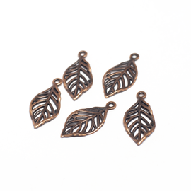 Levél fityegő, medál, vörösréz színű, 28x14 mm