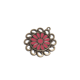 Sötét rózsaszín festett virág medál, antik bronz színű, 32x28 mm