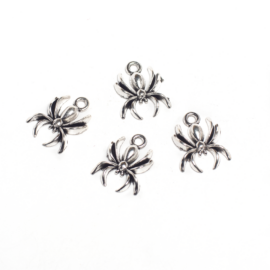 Pók fityegő, medál, antik ezüst színű, 18x13 mm