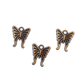 Lepke, pillangó fityegő, medál, antik bronz színű, 17x15 mm