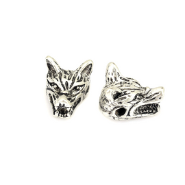 Farkas fej köztes, antik ezüst színű, 12x10x8 mm