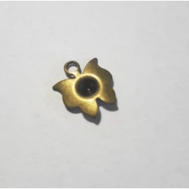 Lepke fityegő, medál, antik bronz színű, 10x10 mm