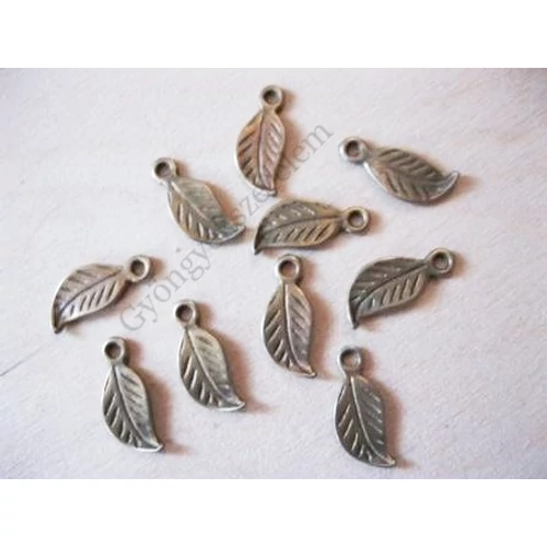 Levél fityegő, medál, antik bronz színű, 17x7 mm