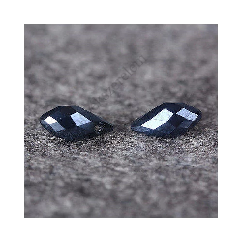 Fekete AB csiszolt csepp üveg gyöngy, 12x6 mm