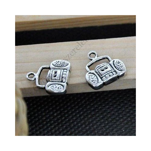 Magnó fityegő, medál, antik ezüst színű, 15x14 mm