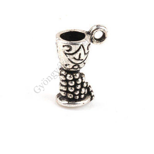 Kehely, boros pohár fityegő, medál, antik ezüst színű, 11x15x6 mm