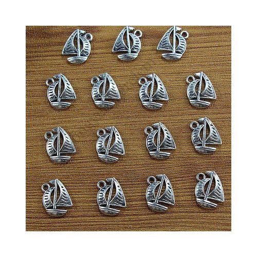 Hajó, vitorlás fityegő, medál, antik ezüst színű, 17x15 mm
