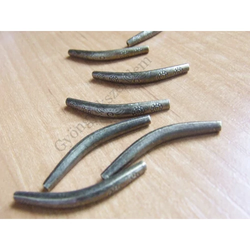 Mintás hajlított cső köztes, antik bronz színű, 36x4 mm