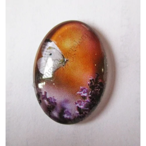 Levendula virág, lepke mintás üveglencse, kaboson, 25x18 mm