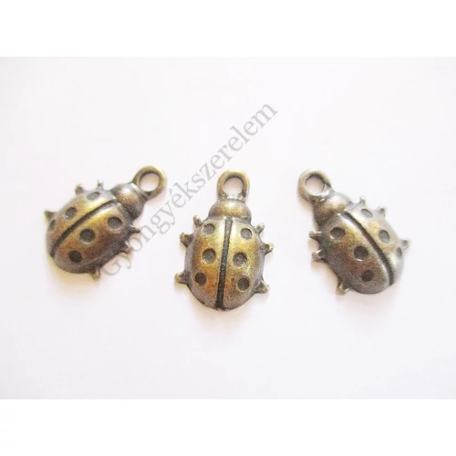 Katicabogár fityegő, medál, antik bronz színű, 18x12 mm