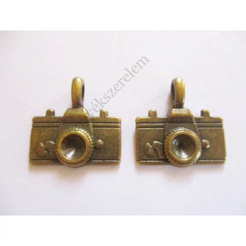 Fényképező fityegő, medál, antik bronz színű, 20x21 mm