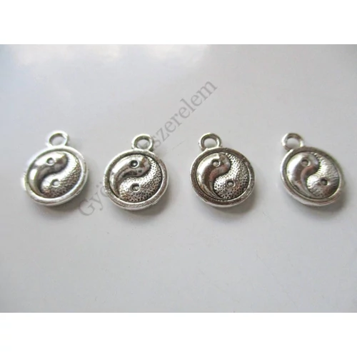Yin-yang, jin-jang kerek fityegő, medál, antik ezüst színű, 14x11 mm