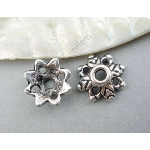 Csillag gyöngykupak, antik ezüst színű, 9 mm, 50 db/cs