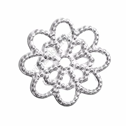 Áttört virág fityegő, összekötő, fülbevalóalap, medálalap, medál, ezüst színű, 14 mm