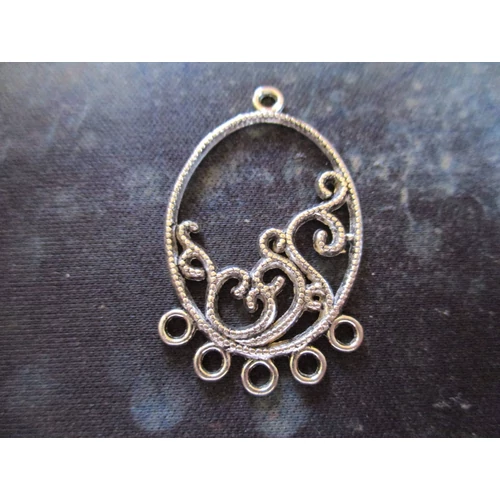 Ovális összekötő, fülbevalóalap, medálalap, medál, antik ezüst színű, 37x22 mm