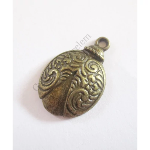 Katicabogár fityegő, medál, antik bronz színű, 26x17 mm