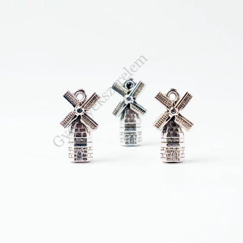 Szélmalom 3D fityegő, medál, antik ezüst színű, 16x11x5 mm