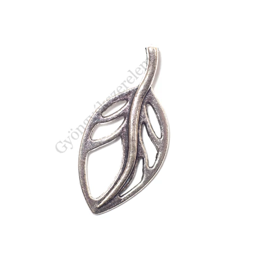 Levél fityegő, medál, antik ezüst színű, 37x18 mm