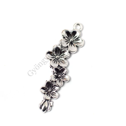 Virág fityegő, medál, antik ezüst színű, 56x15 mm