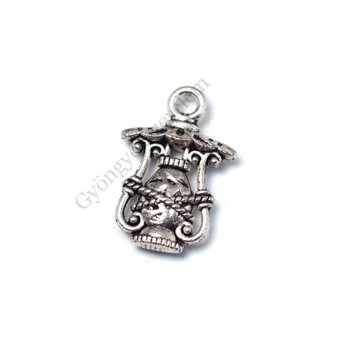 Lámpás, lámpa fityegő, medál, antik ezüst színű, 17x10 mm
