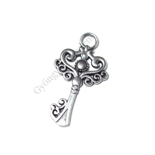 Kulcs fityegő, medál, antik ezüst színű, 33x18 mm