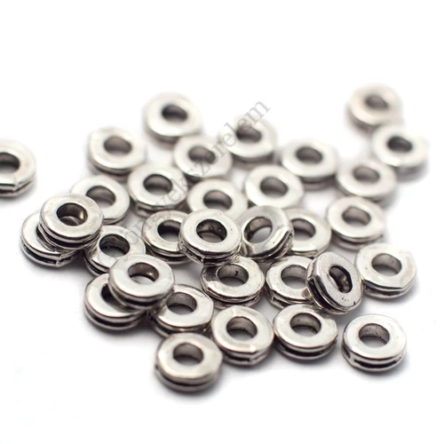 Gyűrű köztes, antik ezüst színű, 6x2 mm, 50 db/cs