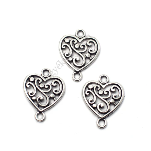 Szív összekötő, fülbevalóalap, medálalap, antik ezüst színű, 19x15 mm