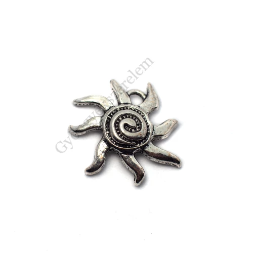 Nap, napocska fityegő, medál, antik ezüst színű, 20x16 mm