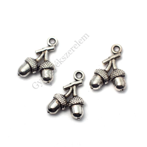 Makk fityegő, medál, antik ezüst színű, 18x13 mm