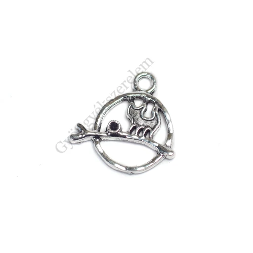 Cica, macska fityegő, medál, antik ezüst színű, 19x19 mm