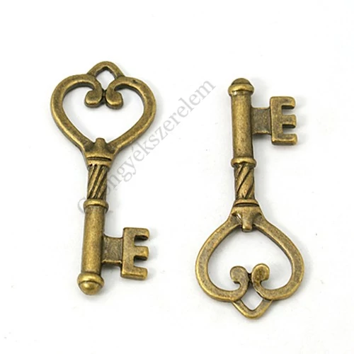 Kulcs fityegő medál, antik bronz színű, 45x19 mm