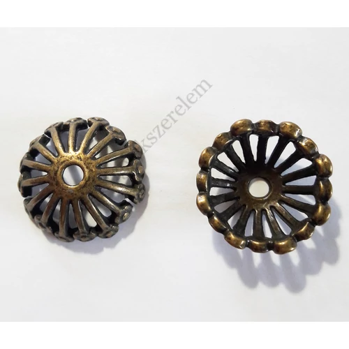 Nagy gyöngykupak, antik bronz színű, 19x8 mm