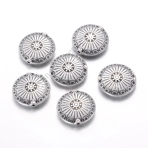 Lapos, mintás korong köztes, antik ezüst színű, 18x5 mm