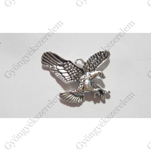Sas, madár fityegő, medál, antik ezüst színű, 31x27 mm