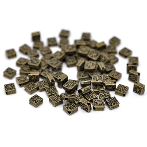 Mintás négyzet köztes, antik bronz színű, 5x5 mm