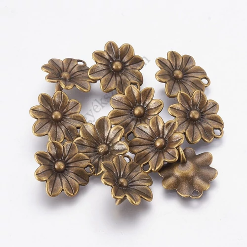 Virág fityegő, medál, antik bronz színű, 16x16 mm
