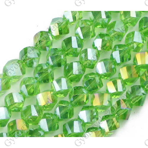 Zöld AB színjátszó csiszolt, csavart üveg gyöngy, 8 mm