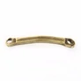 Kép 1/2 - Enyhén hajlított összekötő, antik bronz színű, 20x3 mm