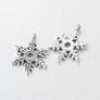 Kép 1/2 - Hópihe, hópehely, jégvirág fityegő, medál, antik ezüst színű, 23x18 mm