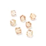 Kép 1/2 - Sárga színjátszó kocka üveg gyöngy, 10x10x10 mm