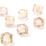 Kép 2/2 - Sárga színjátszó kocka üveg gyöngy, 10x10x10 mm