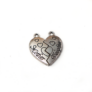 Kép 1/2 - Anya-lánya páros szív medál, antik ezüst színű, 20x24 mm