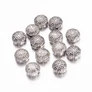 Kép 2/2 - Mintás korong köztes, antik ezüst színű, műanyag, 8x5 mm