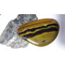 Kép 2/3 - Achát ásvány medál, sárgásbarna, 59x38x6 mm