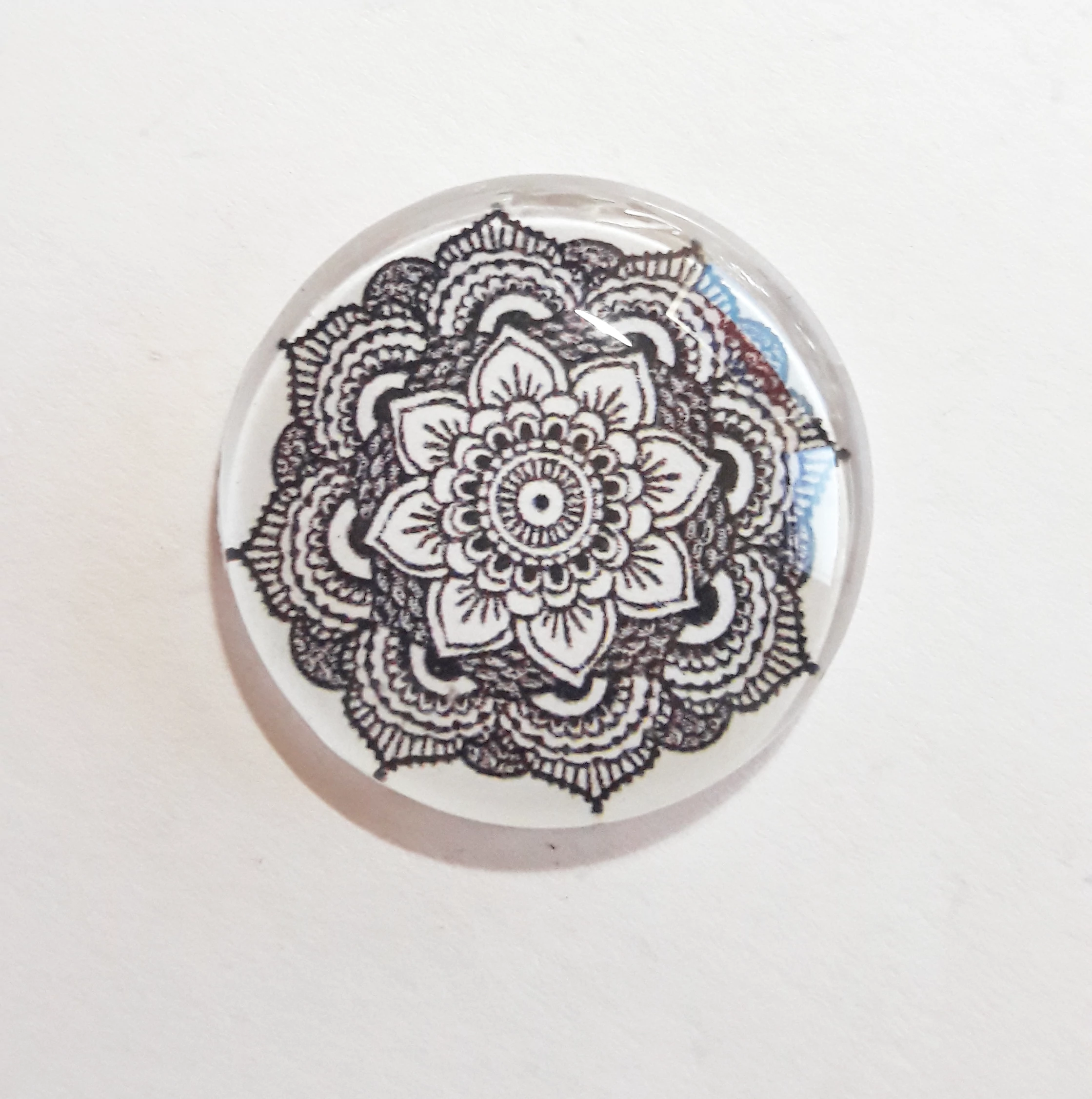 Mandala mintás üveglencse, kaboson, 25 mm