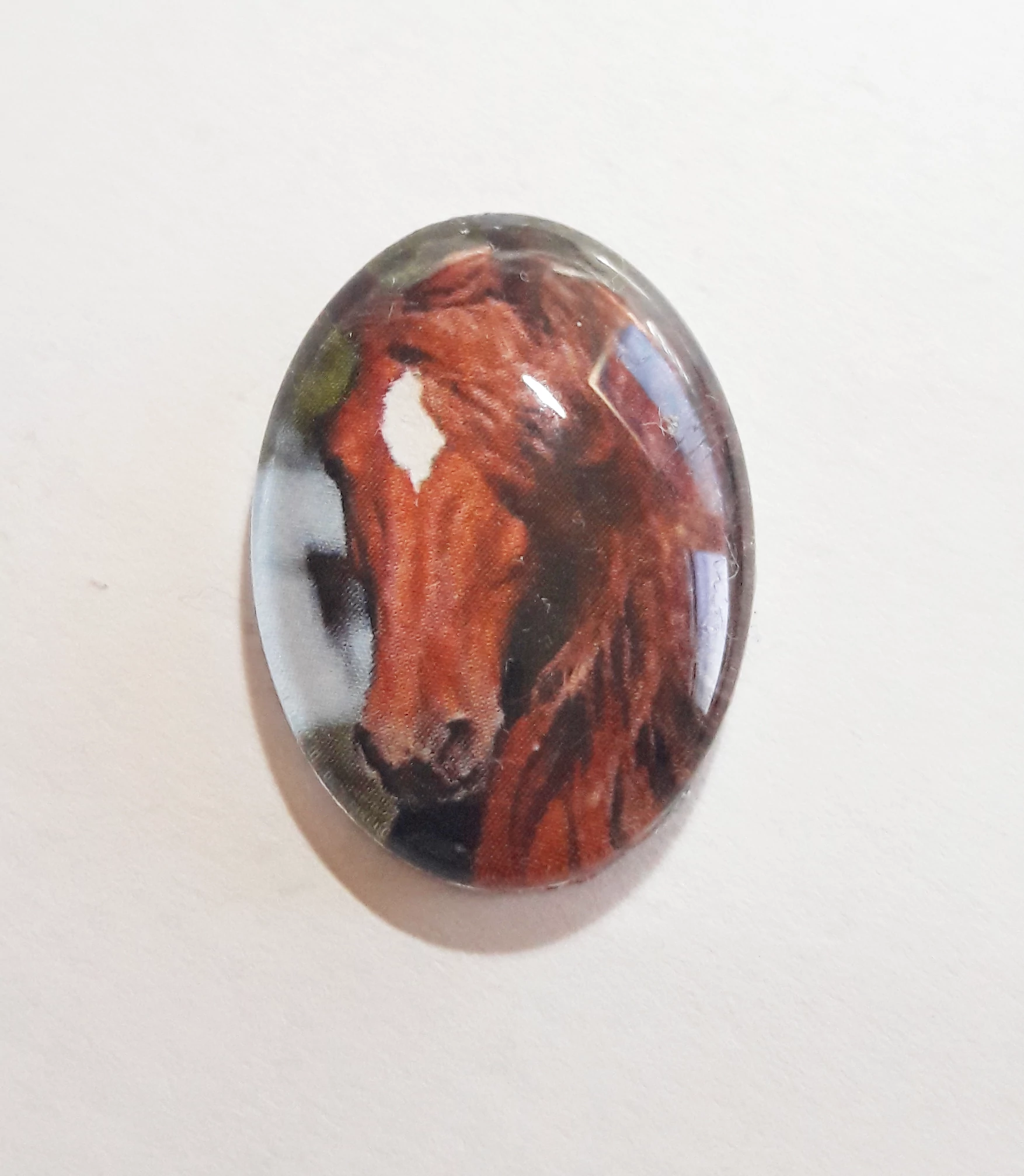 Ló mintás üveglencse, kaboson, 25x18 mm