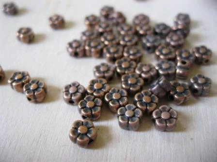 Virág köztes, vörösréz színű, 5 mm